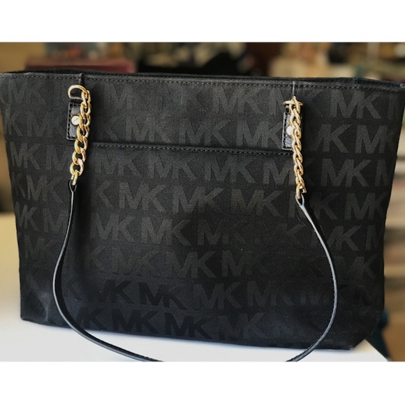 black michael kors purse - Picture 3 of 7